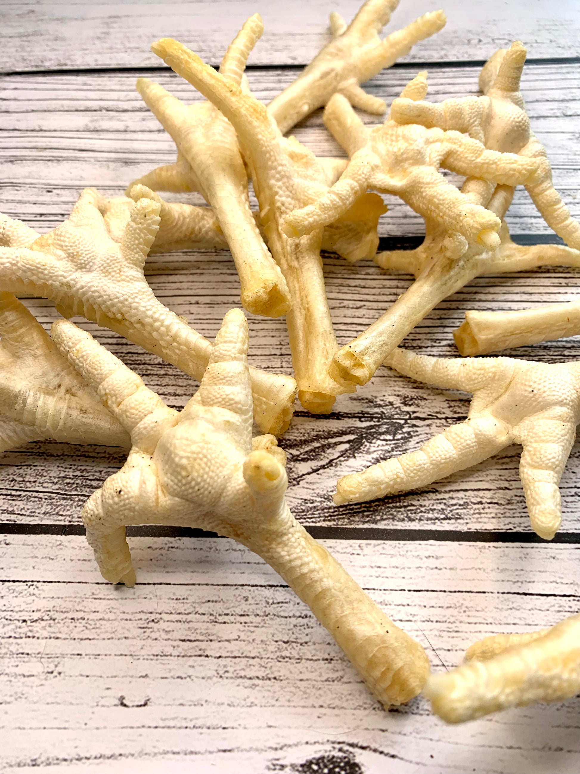 Chicken feet dog treats hot sale